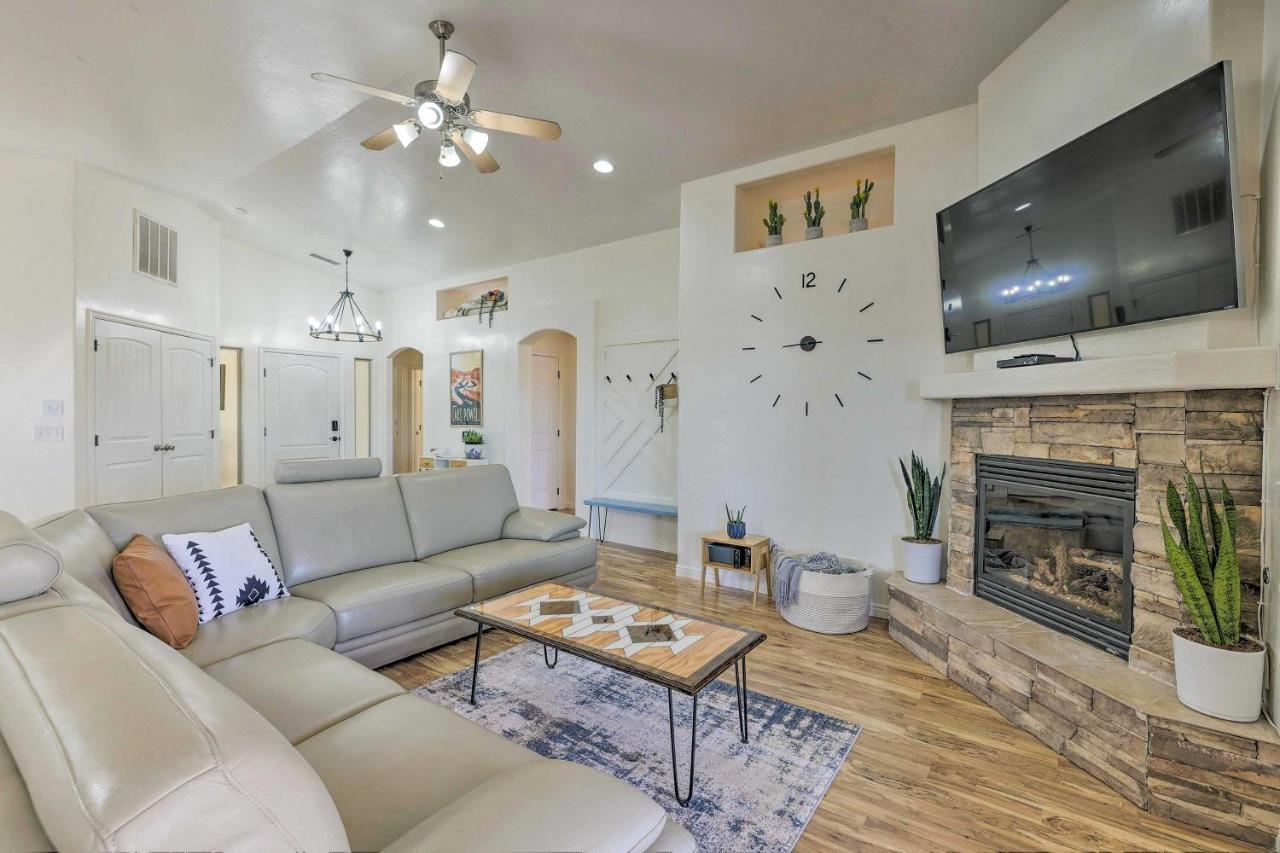Modern Page Retreat With View, 9 Mi To Wahweap Beach Villa Exterior photo